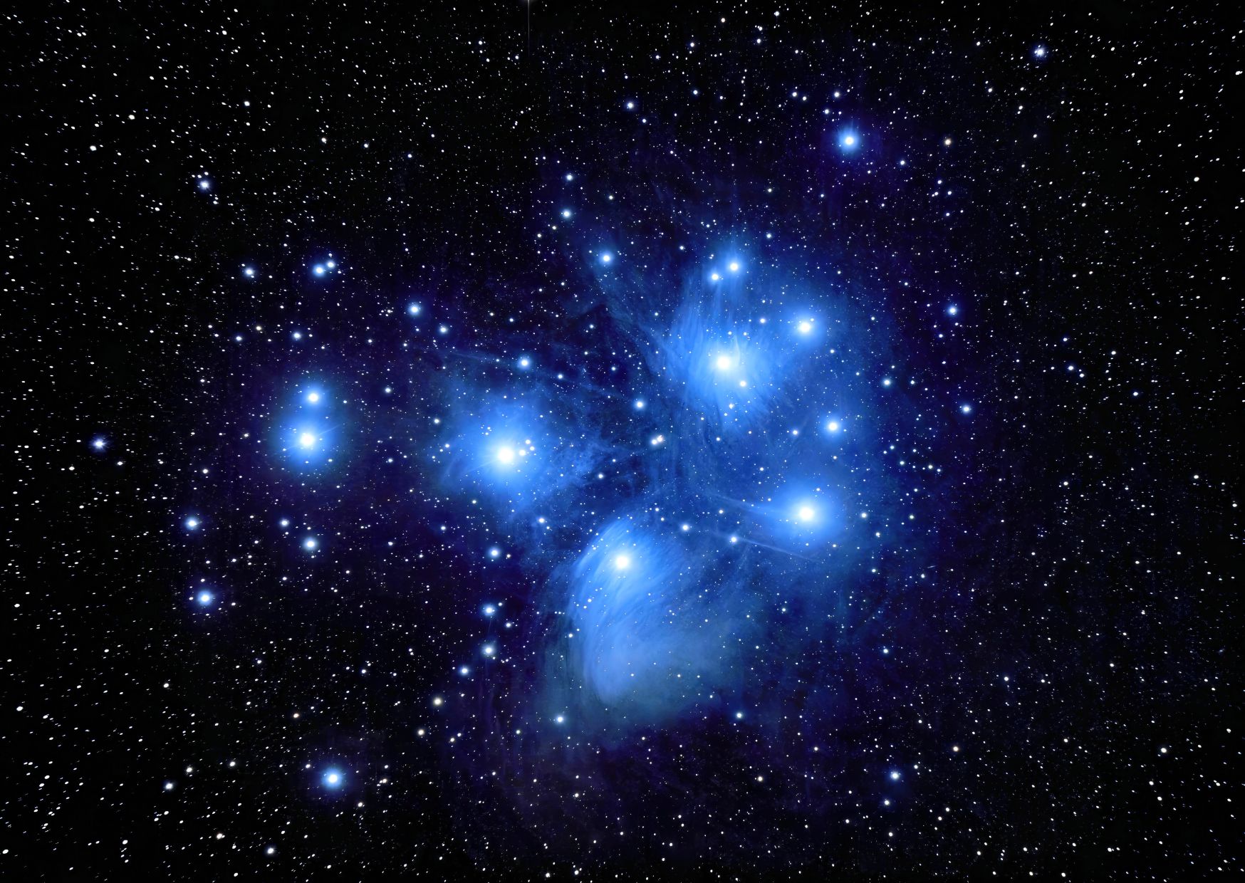 M45, the Pleiades star cluster that marks Matariki -  as imaged through the 130mm telescope in the Kchi Waasa Debaabing Dome at the Killarney Provincial Park Observatory Complex. Taken in 2023. Thanks to WikiMedia Commons.