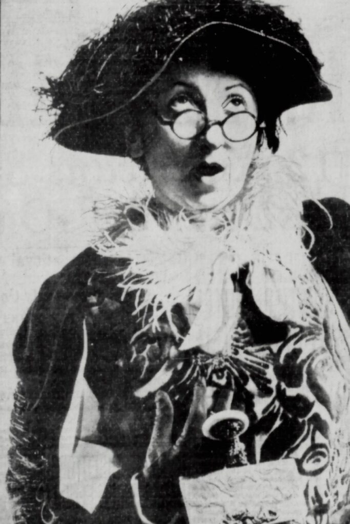 This 1937 photo is of Rose Mackenburg famous seance debunker in one of her many disguises - the clairvoyance fashion of the time.